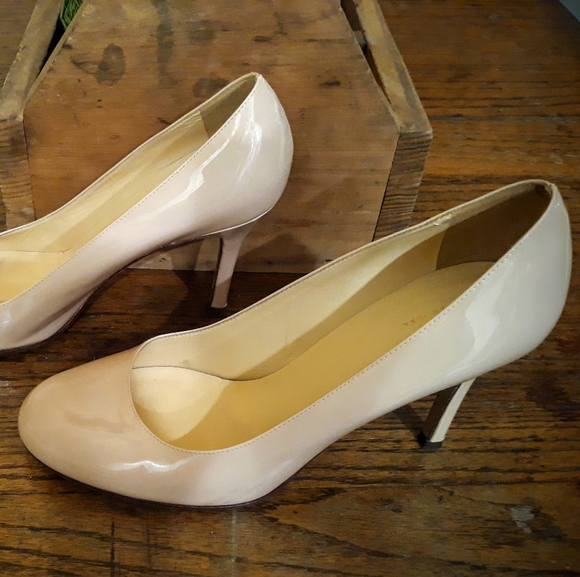 Kate Spade Karolina classic patent leather pumps - Picture 3 of 8